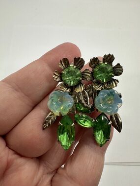 Vintage Floral Clip-On Earrings in Green and Blue